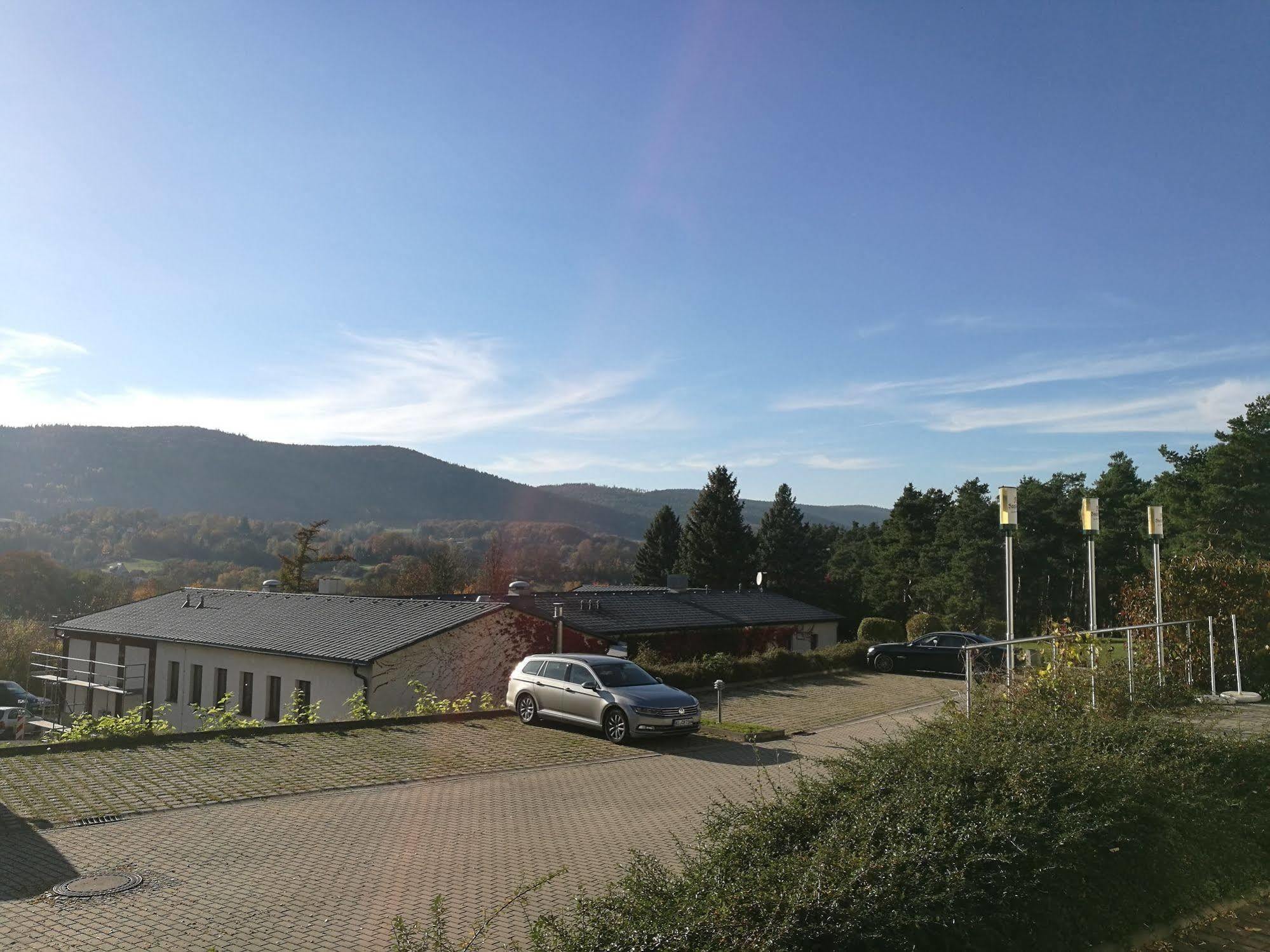 Hotel & Restaurant Bergfried Saalfeld Saale 外观 照片